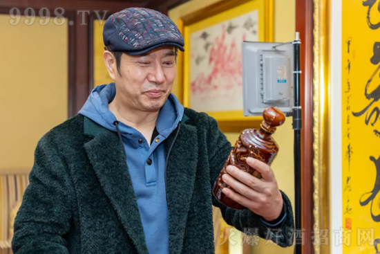 ���u����