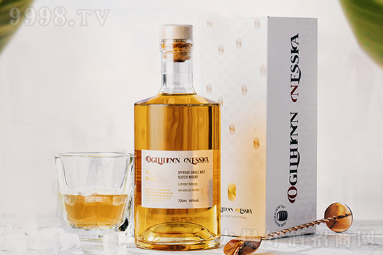 46����͡�3���һ��ѿ�K���m��ʿ��700ml�r�񣬶����X��